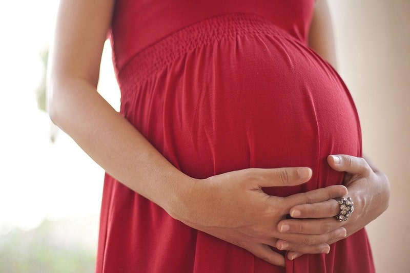 هر آنچه نیاز است درباره زایمان و مراقبت های بارداری بدانید