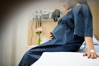 شرایط و خطرات بارداری در سنین بالا
